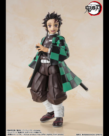 Tanjiro KAmado Fig. 14 cm Demon Slayer Kimetsu No Yaiba SH Figuarts.