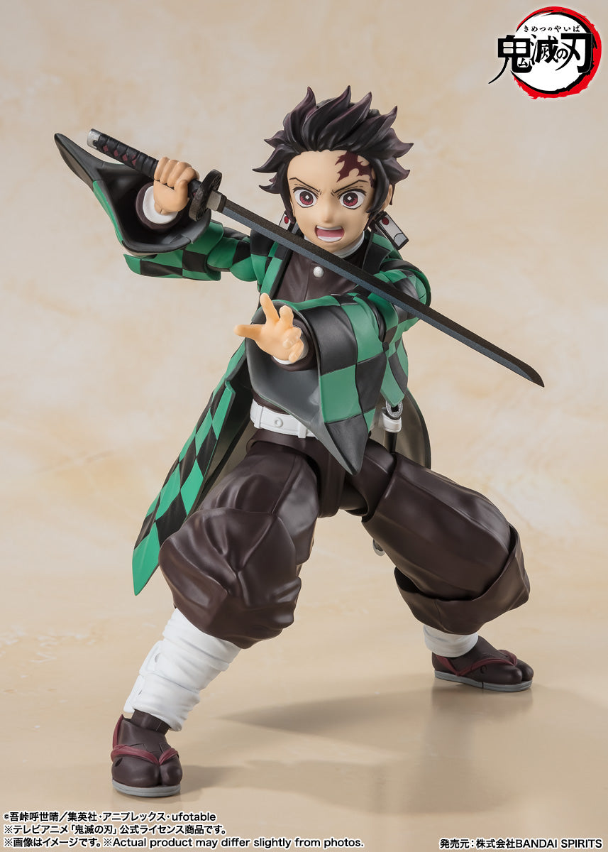 Tanjiro KAmado Fig. 14 cm Demon Slayer Kimetsu No Yaiba SH Figuarts.