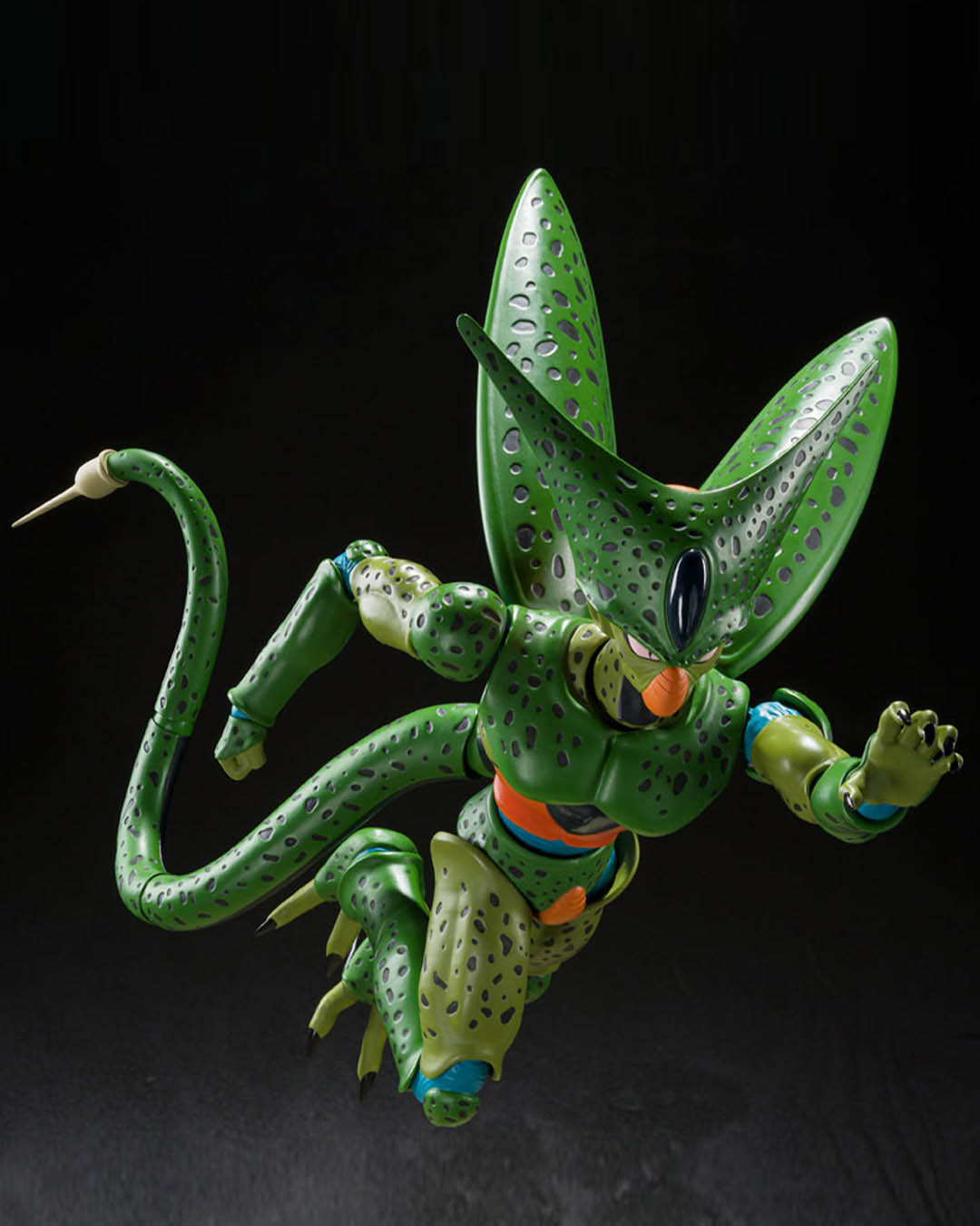 Cell First Form version 17 cm Dragon Ball Z SH Figuarts.