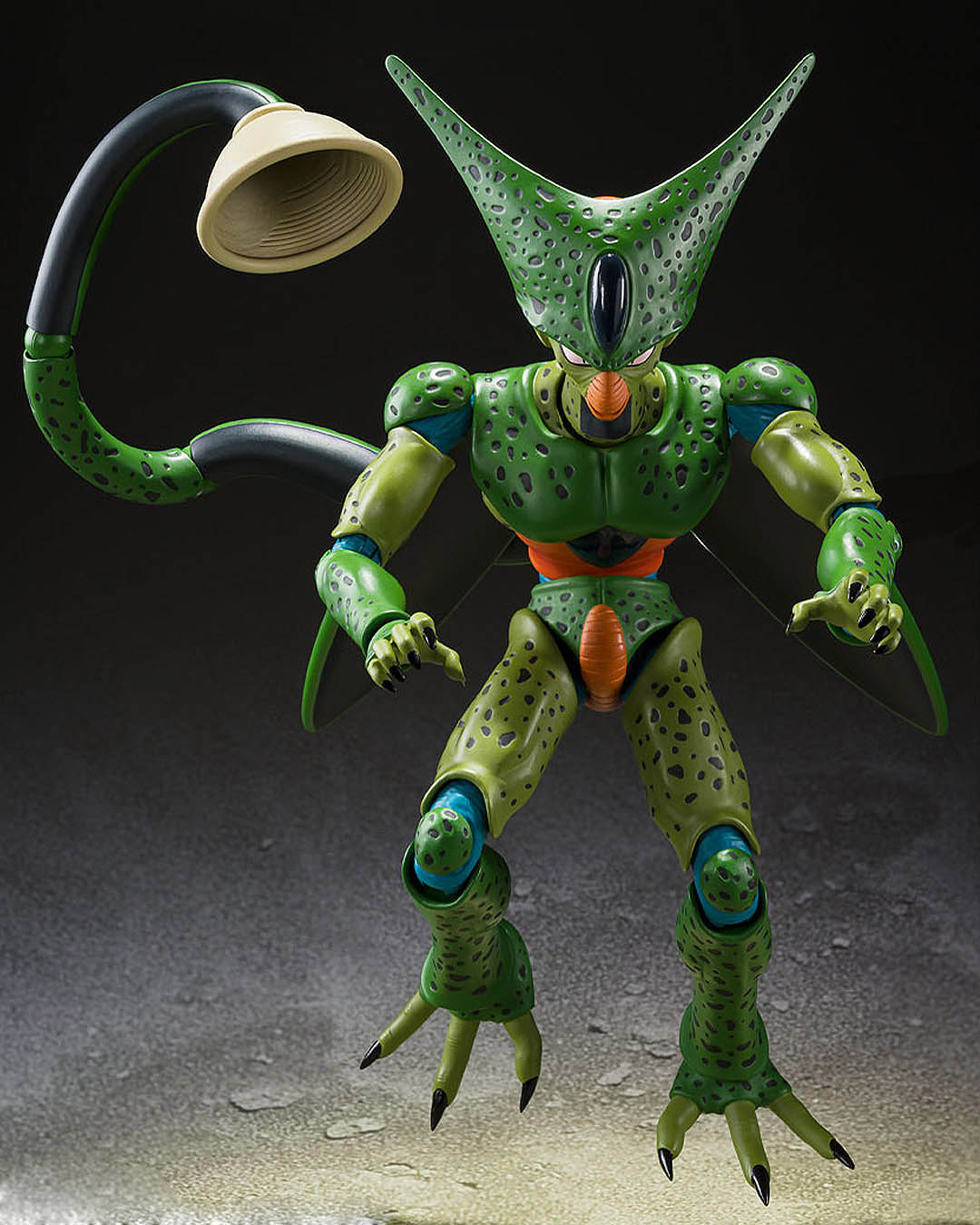 Cell First Form version 17 cm Dragon Ball Z SH Figuarts.