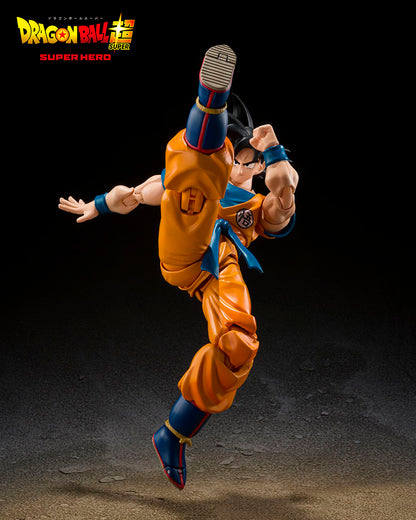 Son Goku Super Hero. Dragon Ball Super SH Figuarts.